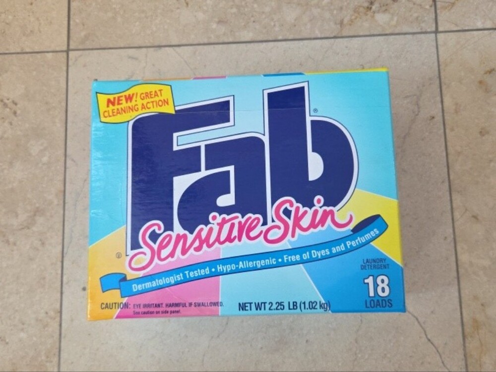 Vtg Fab Ultra Sensitive Skin Powder Laundry Detergent Discontinued 18 Loads RARE
